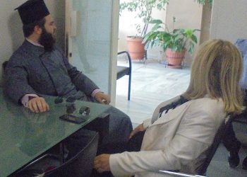 Πήρε την …ευλογία πριν το …χρίσμα