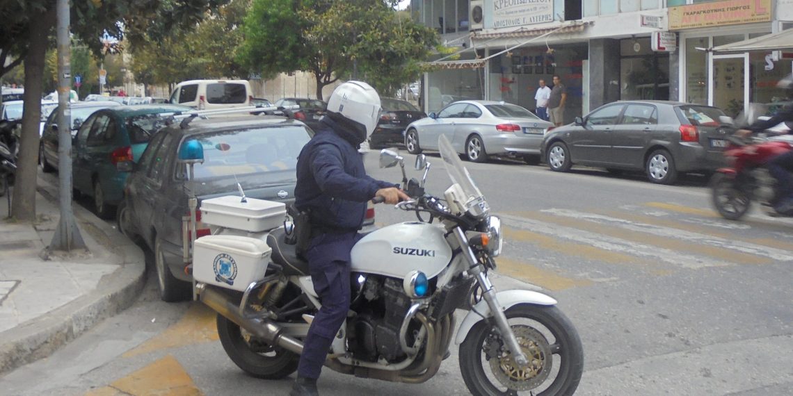 Κοστίζει το παρκάρισμα σε διαβάσεις πεζών