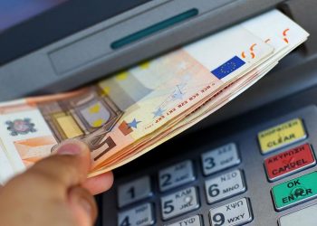 Οδεύουν από την Δευτέρα προς εξαφάνιση τα … capital controls