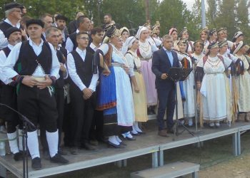 «Κυνηγώντας» ψήφια στον …κάμπο