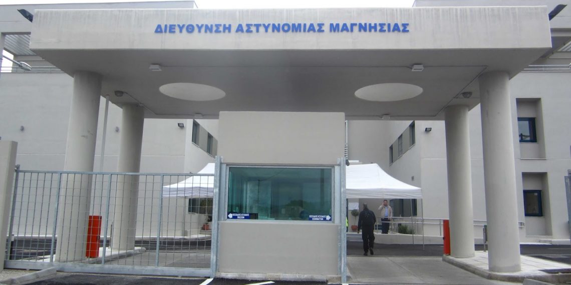 Συνέλαβαν καταζητούμενο δουλέμπορο