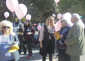 Με …ροζ και μουσική στο κέντρο των Τρικάλων