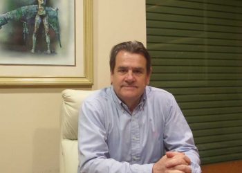 Ζει στα Τρίκαλα ο Δημήτρης Χατζηγάκης;