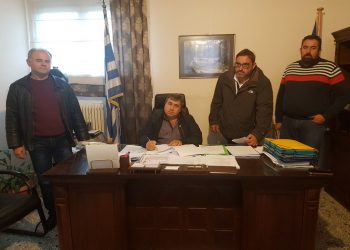 Συνεχίζονται οι …υπογραφές  στον Δήμο Πύλης