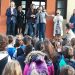Γιατί έτσι πρέπει…
