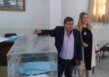«Έπνιξαν» με …ευρώ τον Μαράβα