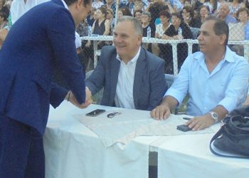«Μπετόν-αρμέ» η …τριάδα