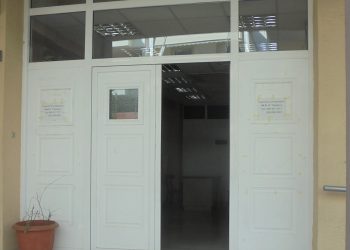 Περίεργο υπάρχουν ακόμη …πόρτες