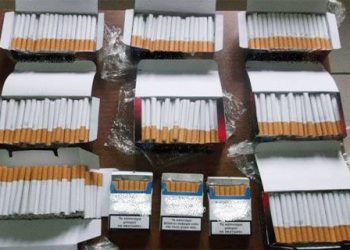 «Φορτωμένοι» με λαθραία τσιγάρα και καπνό