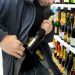 Μπήκε στο super market και βρέθηκε με …χειροπέδες