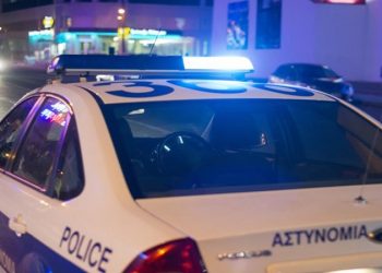 Έφοδος Αστυνομικών σε οικία και …χειροπέδες για Τρικαλινό