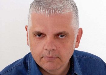 Ξεκίνησε τα …live ο Γιάννης Μπουτίνας