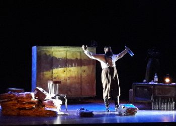 Με μεγάλη επιτυχία δόθηκε η παράσταση «Άρης» στα Τρίκαλα