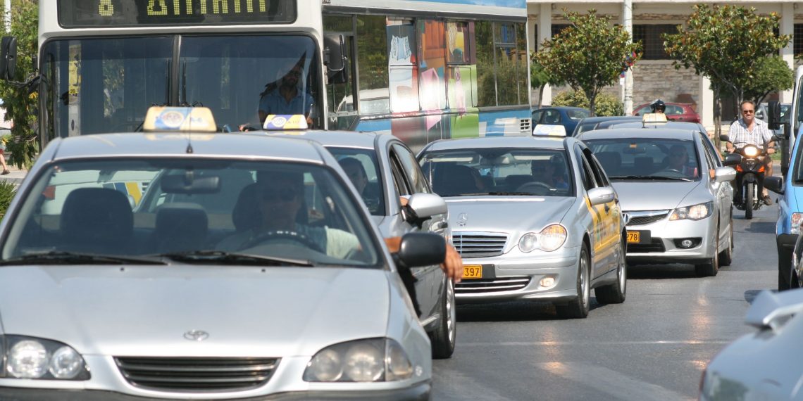 Διενέργεια εξετάσεων χορήγησης άδειας ΤΑΧΙ