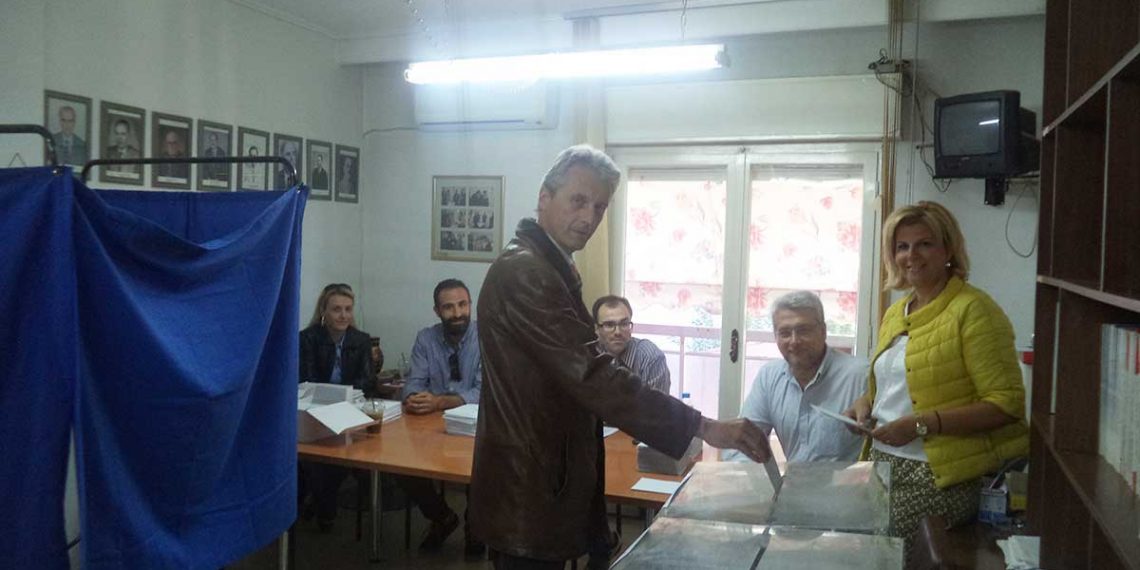 Δεν τα «βρήκαν» ούτε μετά την …κάλπη