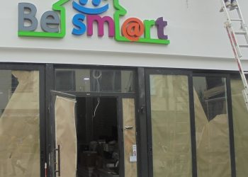 Εμπορικές αλλαγές στον πεζόδρομο της Οδού Ασκληπιού στα Τρίκαλα
