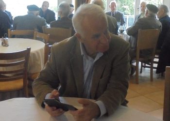 Σε …απόσταση ο Φαρκαδόνιος