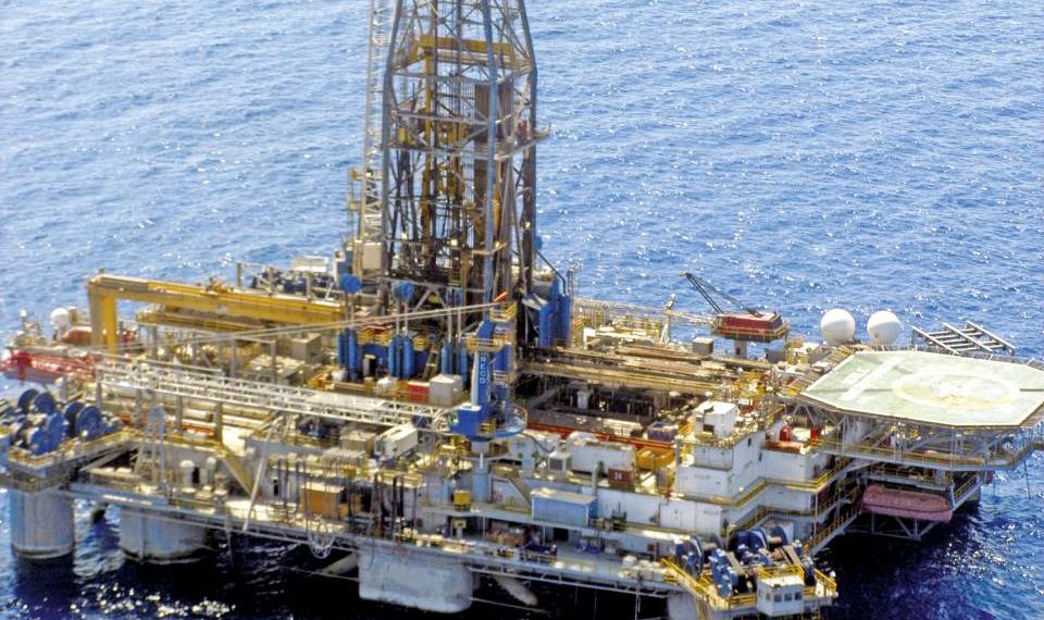 Κλιμακώνουν τα γεωτρύπανα την ένταση στο Αιγαίο