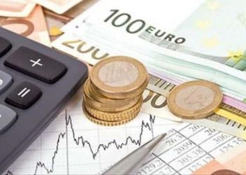 Διατήρηση της ελάχιστης εισφοράς και μείωση ασφαλίστρων για μη μισθωτούς