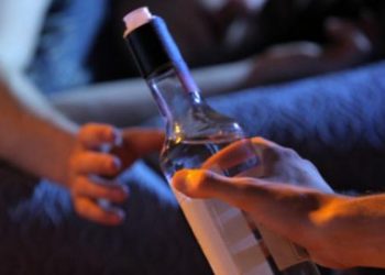 Στο εδώλιο Τρικαλινή καταστηματάρχης για την απουσία …πινακίδας