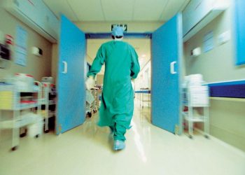 Κάλεσμα από την Εισαγγελία μετά το …παρκάρισμα Τρικαλινής σε Νοσοκομείο