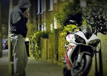 Βρέθηκε η μοτοσικλέτα και δικογραφία στον …μακρυχέρη