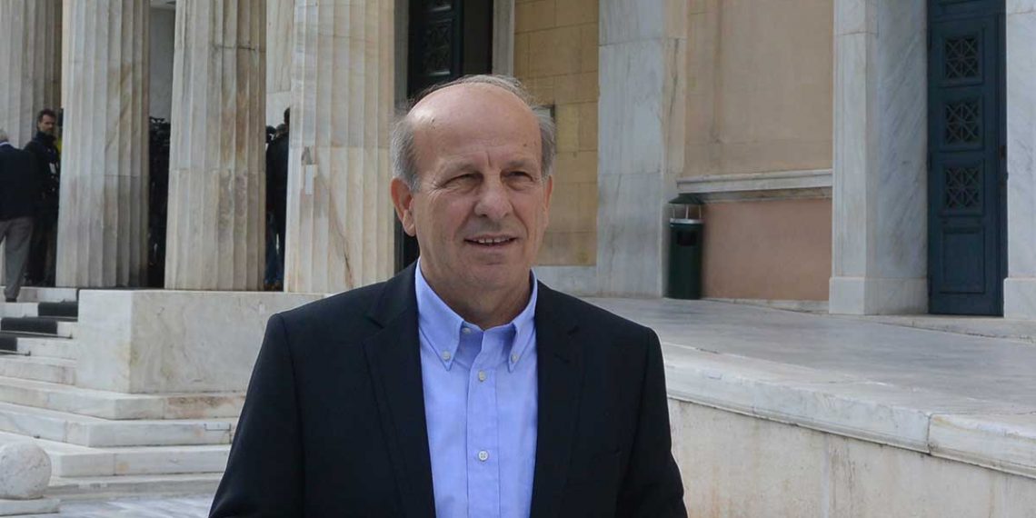Εφ΄ όλης της ύλης