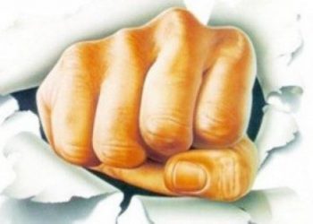 Χειροπέδες στον … «μποξέρ»