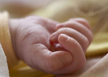 Πήγαν για το μεροκάματο και έχασαν το μωρό τους