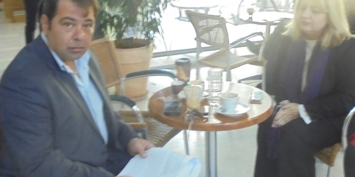 Απόπειρα «φίμωσης» του δημόσιου λόγου στα … «έξυπνα» Τρίκαλα