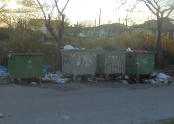 Ακόμη ένα … «στολισμένο» σημείο στα Τρίκαλα