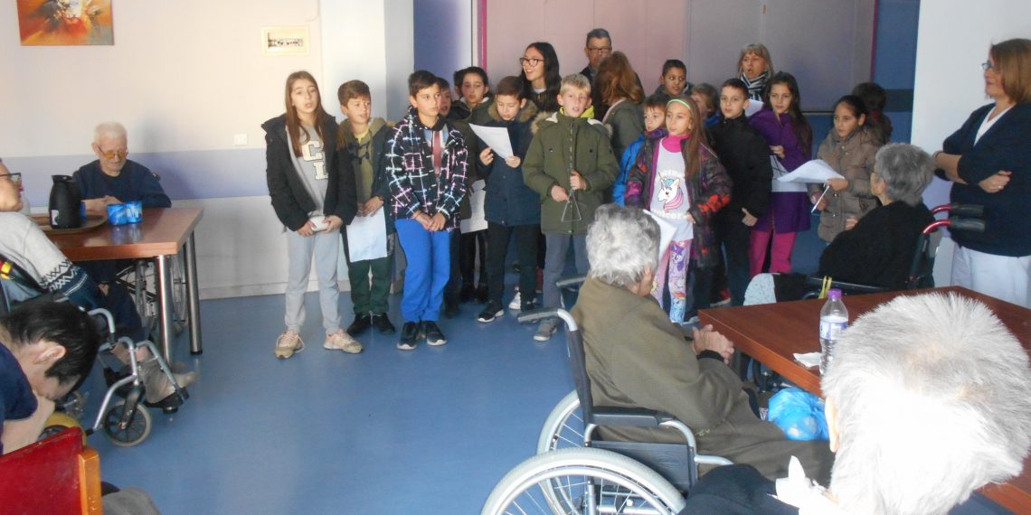 Επίσκεψη στο Θεραπευτήριο για … κάλαντα