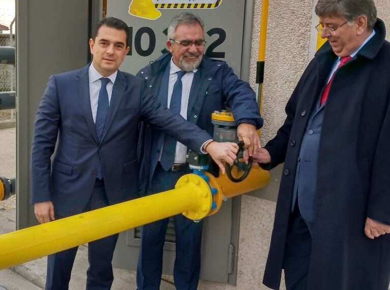 Ο Κώστας Σκρέκας για την σύνδεση της Καλαμπάκας με  φυσικό αέριο