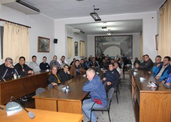 Ετοιμάζουν …κομάντο