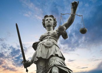 Ουδείς ανεύθυνος στην Δημοκρατία μας