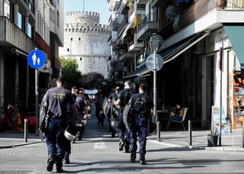 Σύλληψη για αρπαγή και εκβίαση