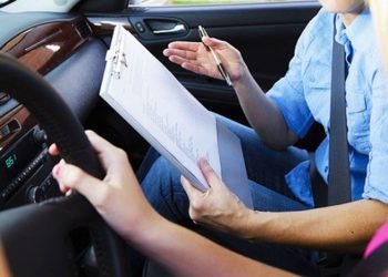 Παραμένει το πρόβλημα για την απόκτηση διπλώματος οδήγησης
