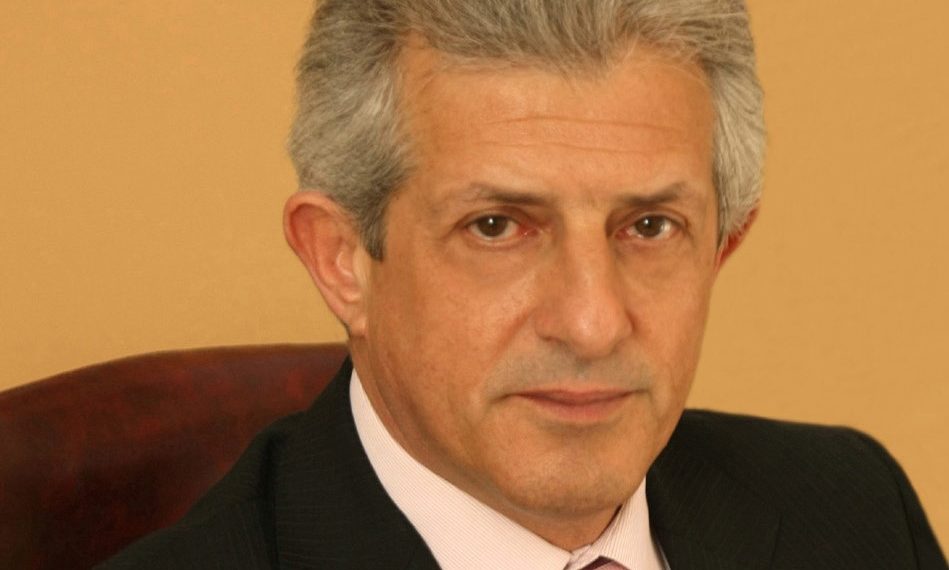 Με ποια κριτήρια ψηφίζουμε κόμματα και Βουλευτές;