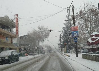 Στα «λευκά» η Οδός Τρικάλων –Πύλης με άκρως επικίνδυνα σημεία
