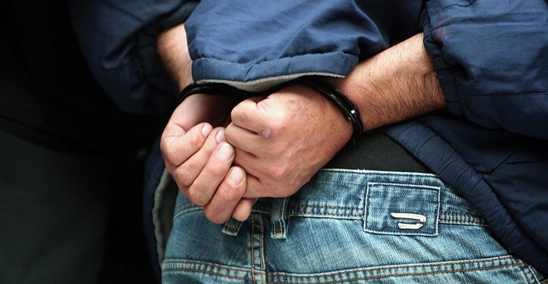 Χειροπέδες σε 46χρονο