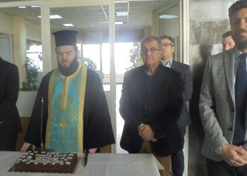 Με …Κολίτσα παρόντα