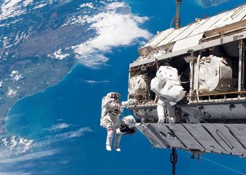 «Φως στο τούνελ» ή  …αστροναύτες για Τρικαλινούς