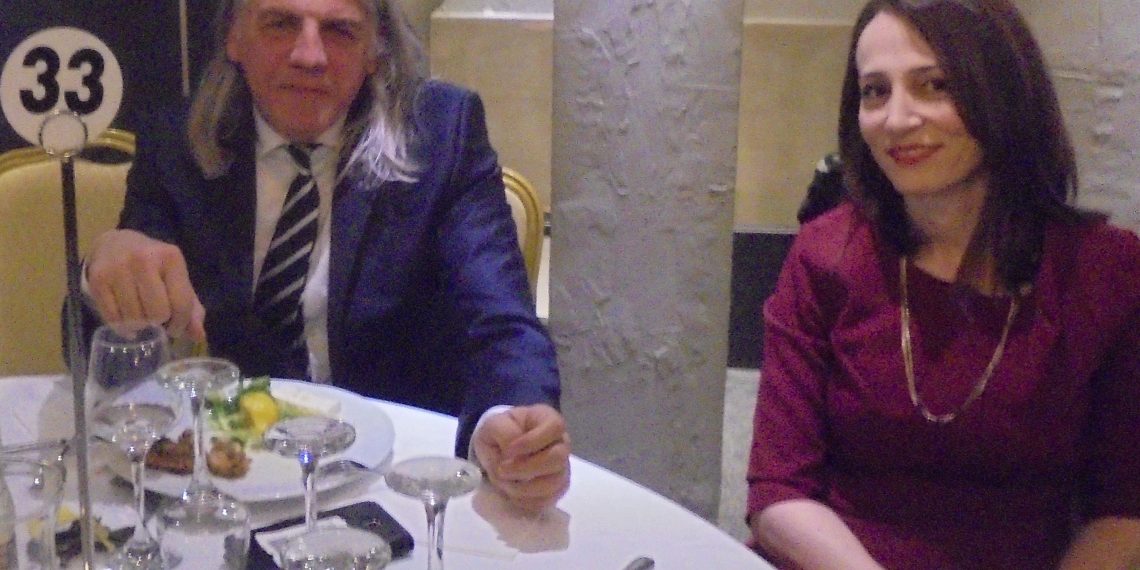 «Σφίγγα» επί των προθέσεων …
