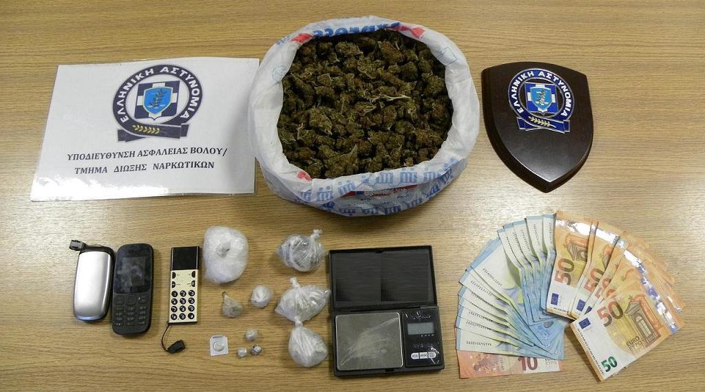 Χασίς και ηρωίνη διακινούσε 53χρονος