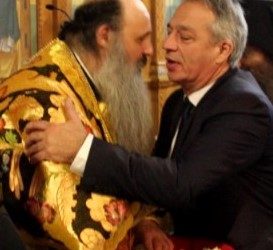 Πρόλαβε το …αντίδωρο και …μελέτησε