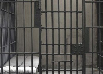 Από την βόλτα στα Τρίκαλα στα …κρατητήρια