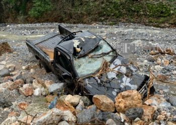 Αιματοβαμμένη και η «Ωκεανίς»