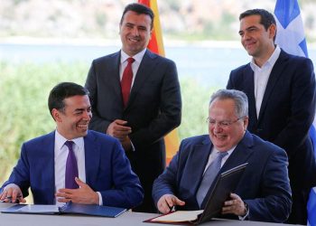 Πολιτική υποκρισία