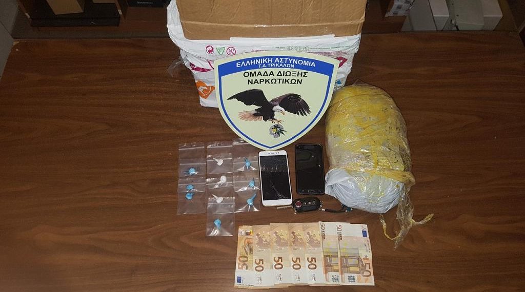 Χειροπέδες στα Τρίκαλα σε 51χρονη και σε 31χρονο