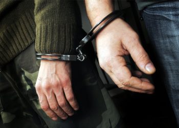Συλλήψεις για από κοινού κατοχή ναρκωτικών